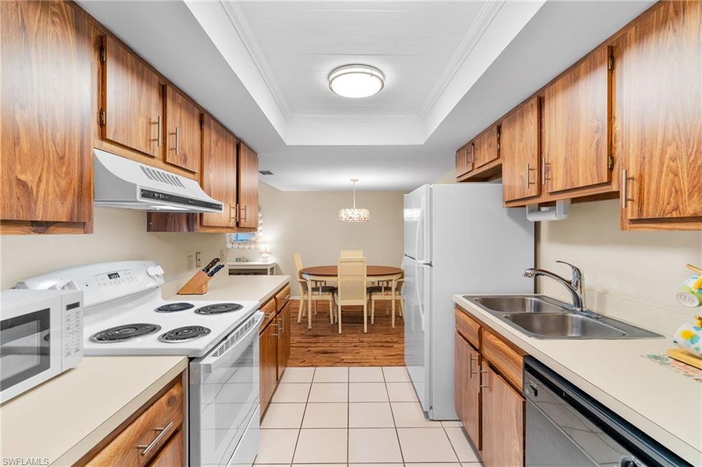 LAKEWOOD - Residential