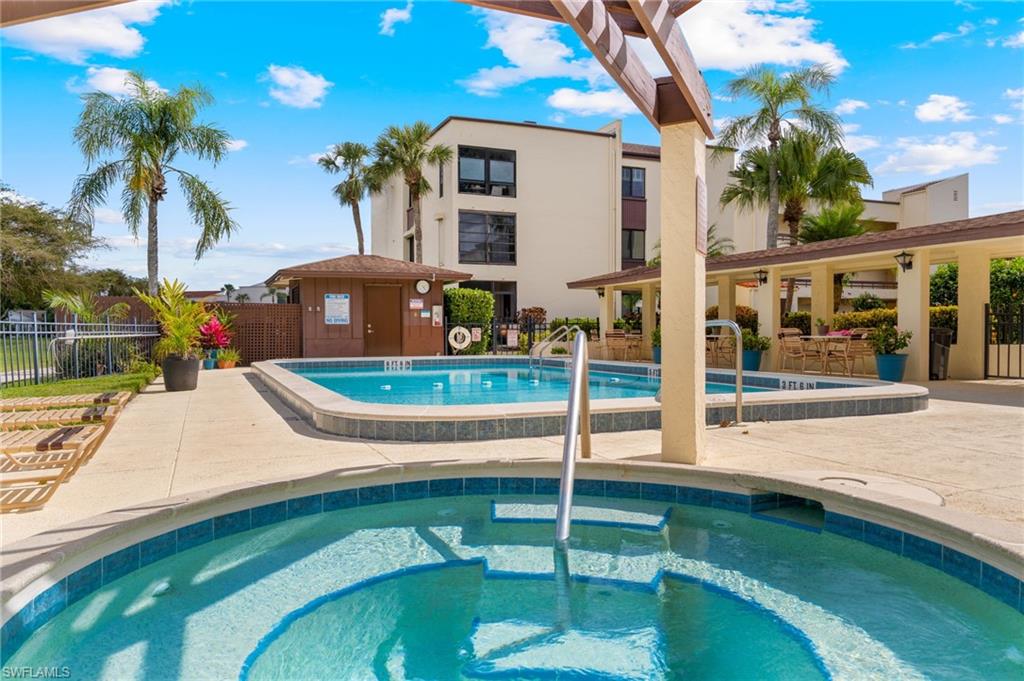 LAKEWOOD - Residential