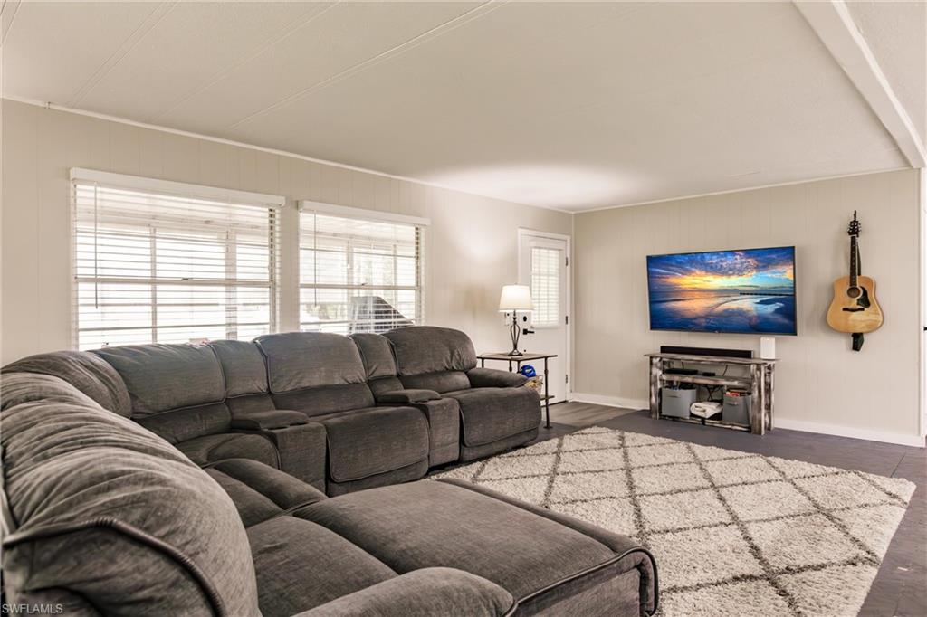 BUCKINGHAM - Residential