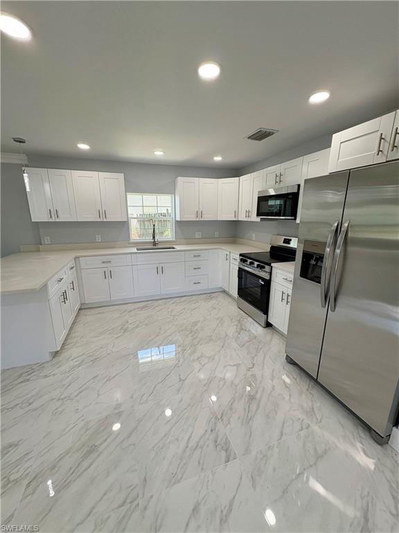 GOLDEN GATE CITY - Residential