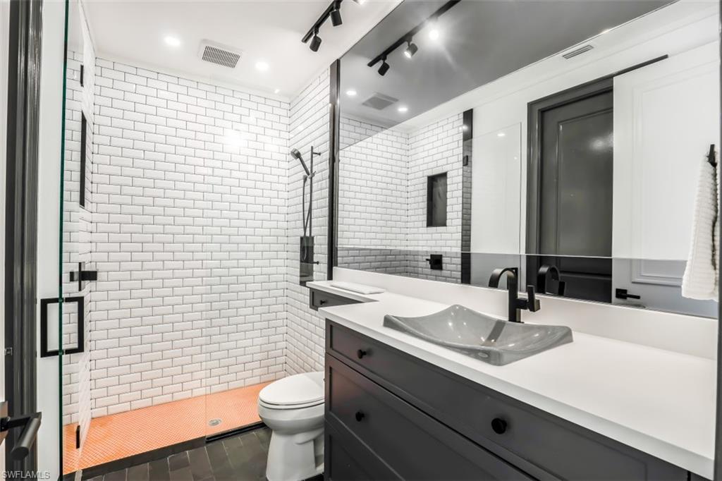 GRAND ISLE - Residential