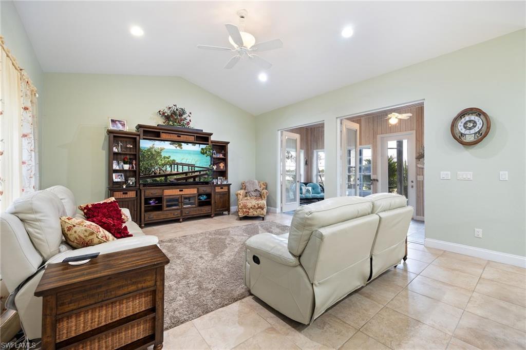 OAK HAVEN ESTATES - Residential