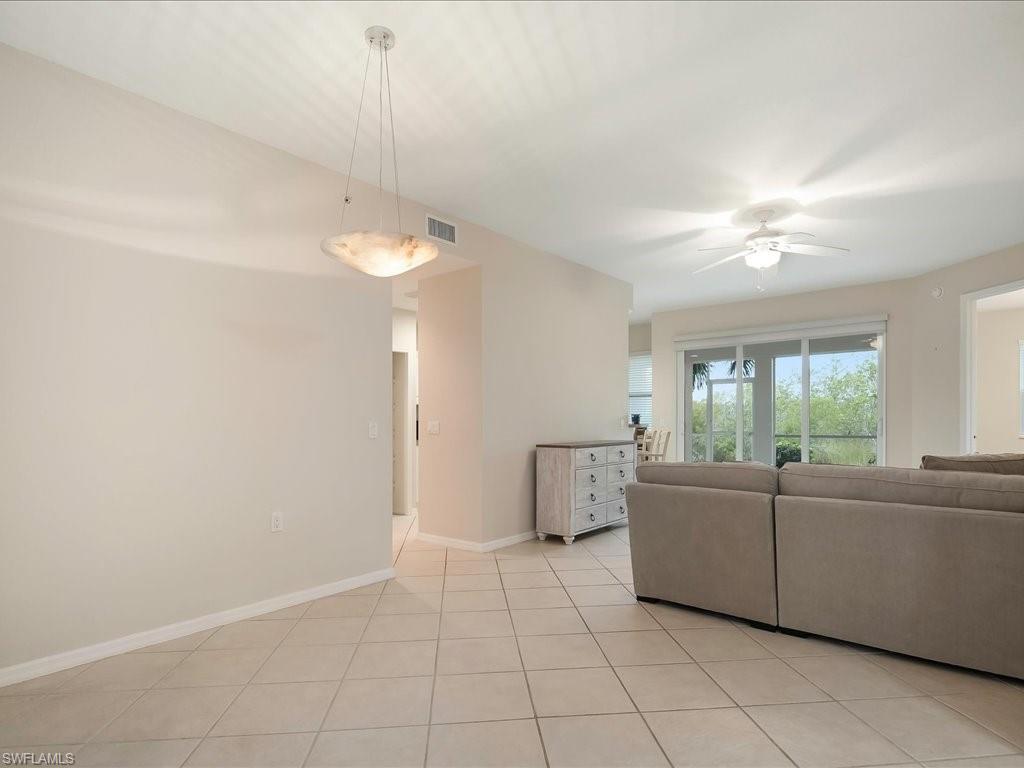 4655 Hawks Nest WAY 103