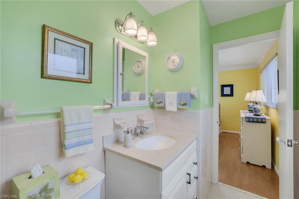 TWIN PALMS - Residential Lease