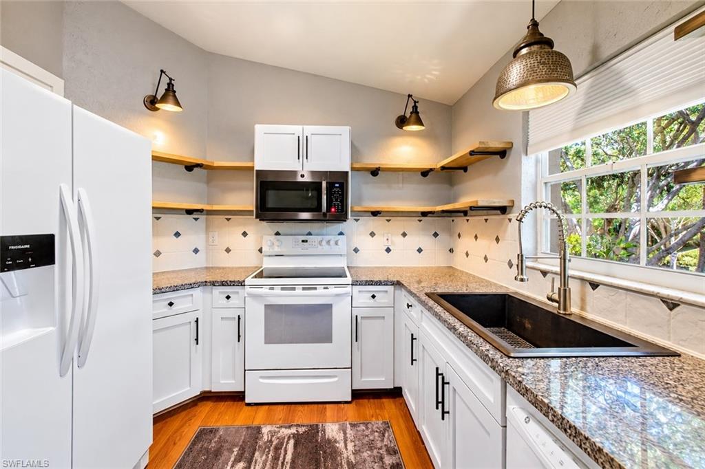 3795 Fieldstone BLVD 106