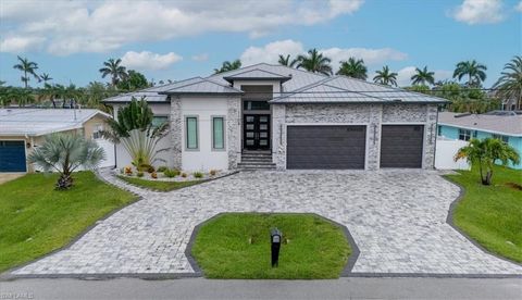 1109 Lenox CT CAPE CORAL FL 33904