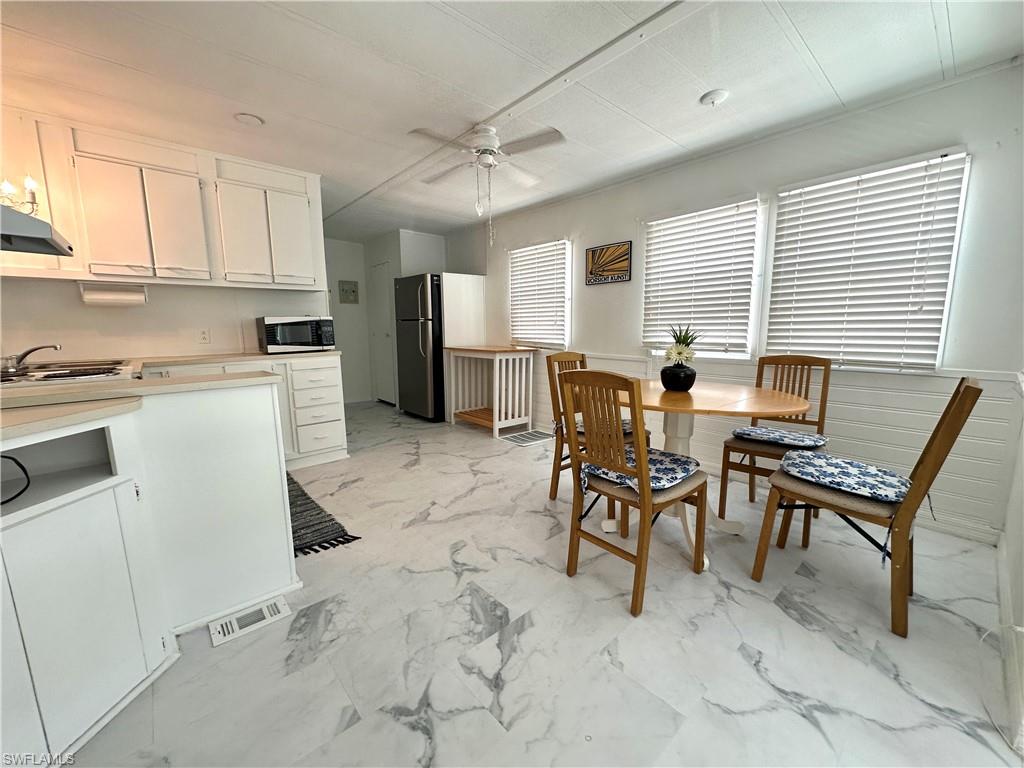 CORKSCREW WOODLANDS - Residential