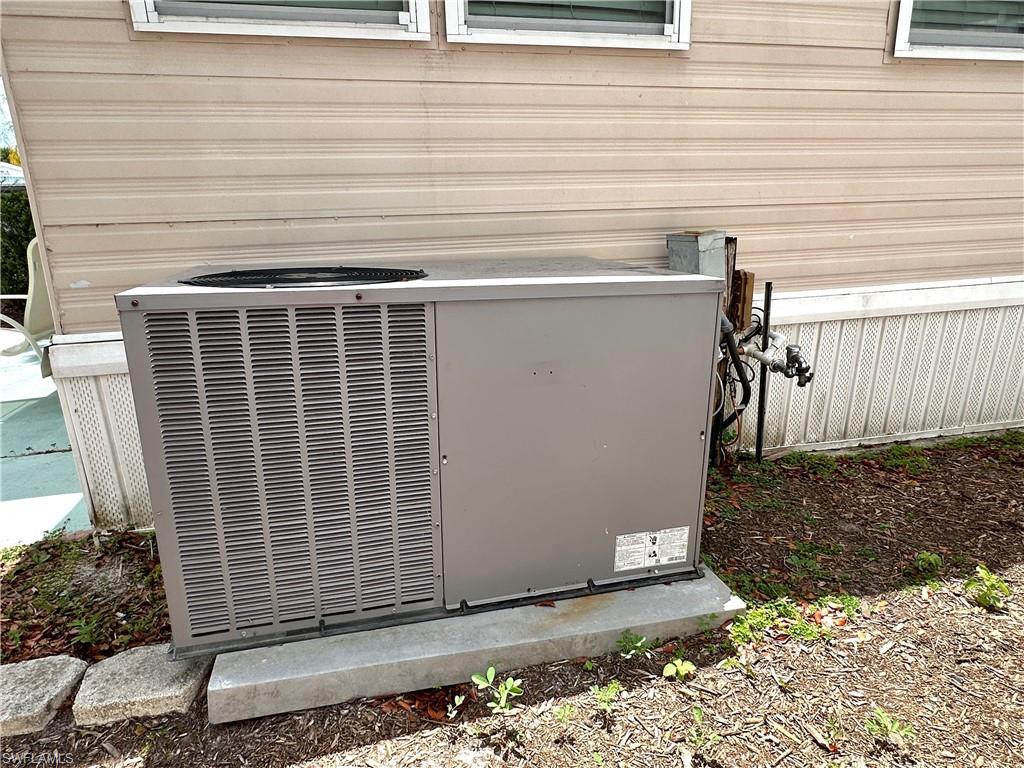 CORKSCREW WOODLANDS - Residential