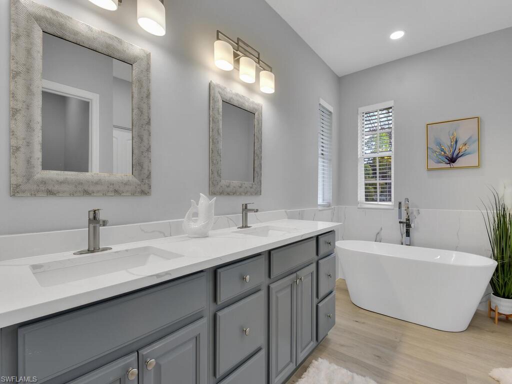 SAN CARLOS ESTATES - Residential