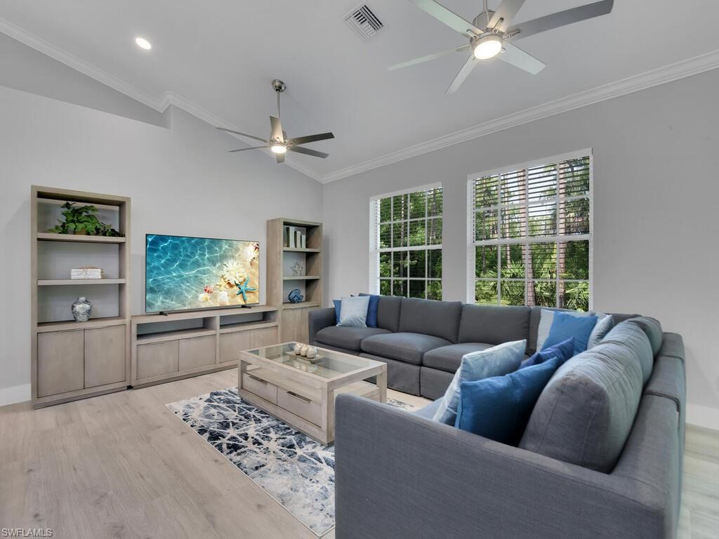 SAN CARLOS ESTATES - Residential