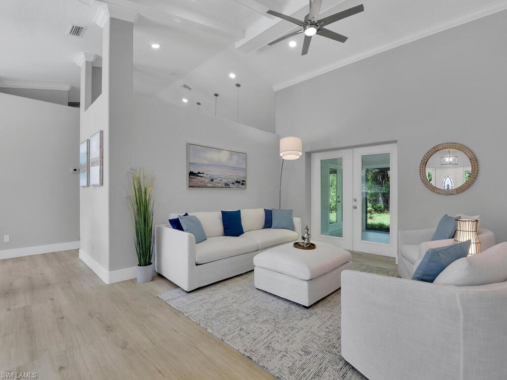 SAN CARLOS ESTATES - Residential