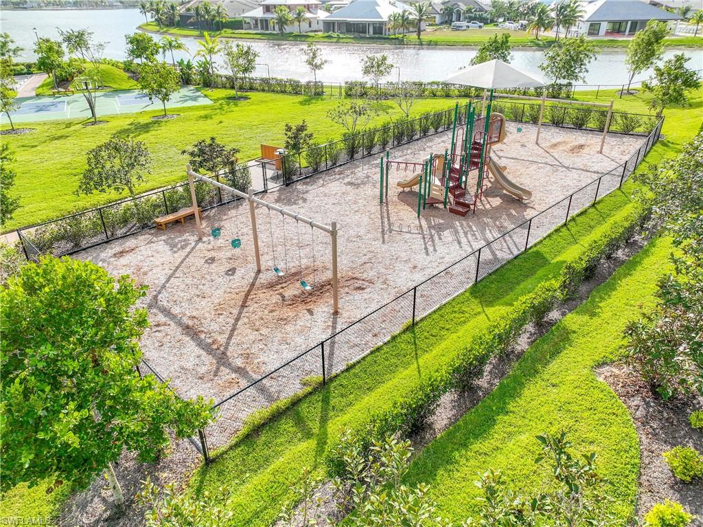 SPARROW CAY - Residential