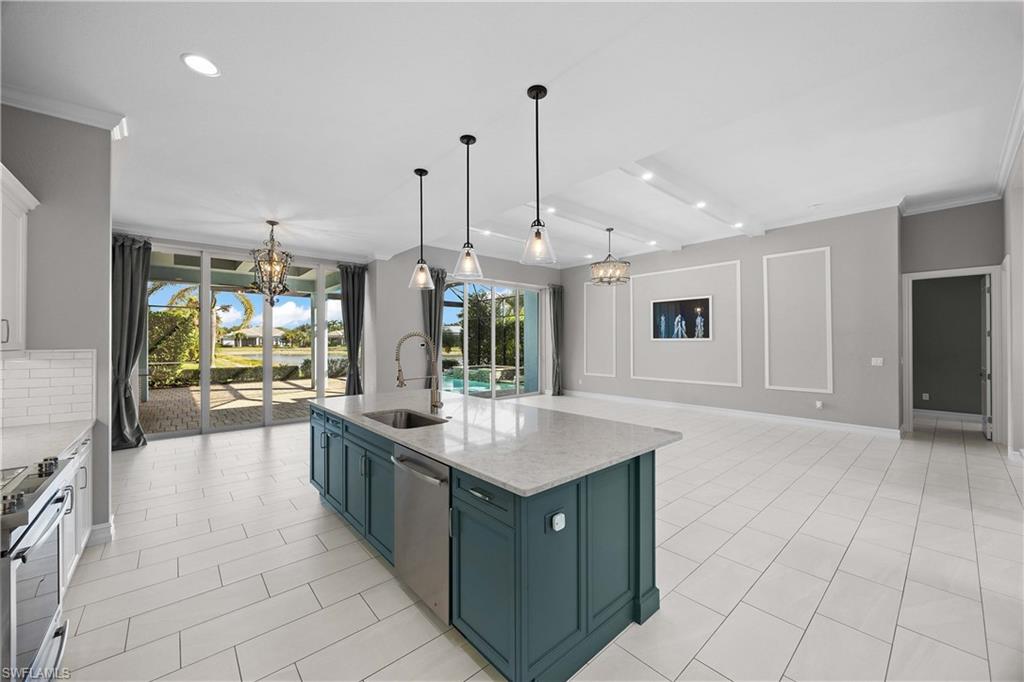 SPARROW CAY - Residential