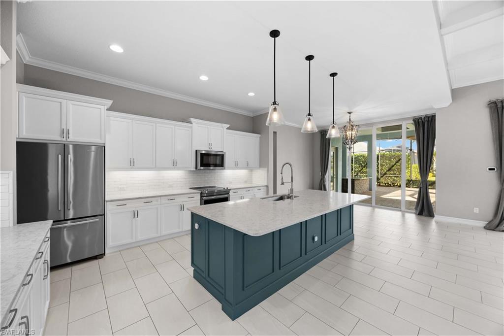 SPARROW CAY - Residential