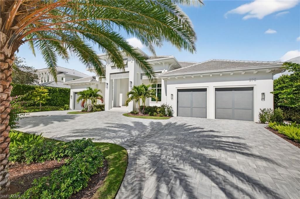 Photo of 375 Bow Line DR, NAPLES, FL 34103 (MLS # 224040679)