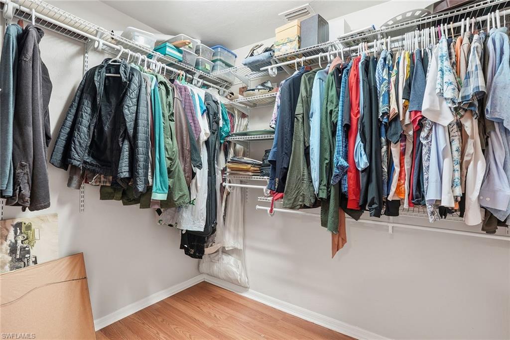 LAKEWOOD - Residential