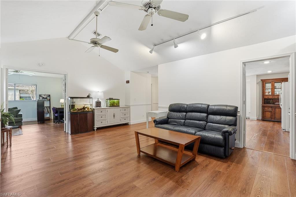 LAKEWOOD - Residential