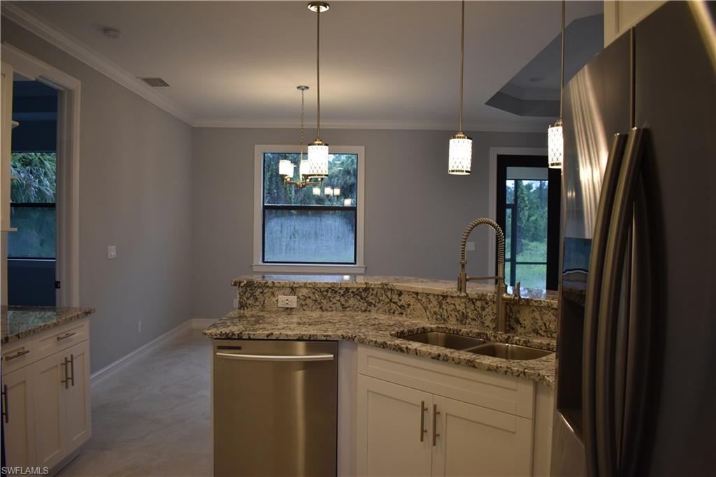 GOLDEN GATE ESTATES - Residential