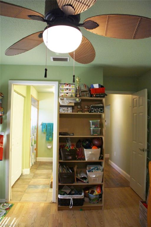 PEMBROKE ISLES - Residential