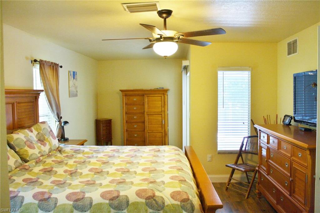 PEMBROKE ISLES - Residential