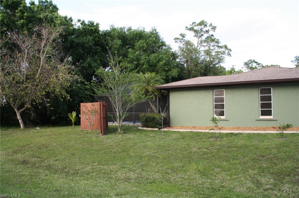 PEMBROKE ISLES - Residential