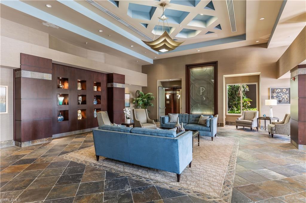 THE PARAMOUNT - Residential