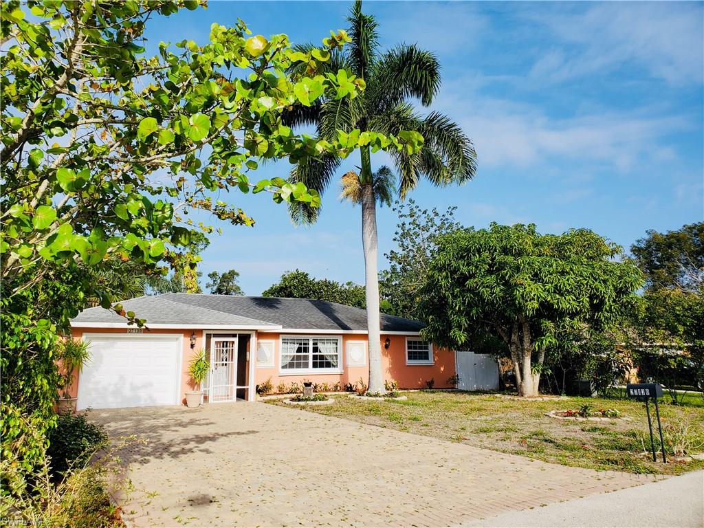 BONITA FARMS - Residential