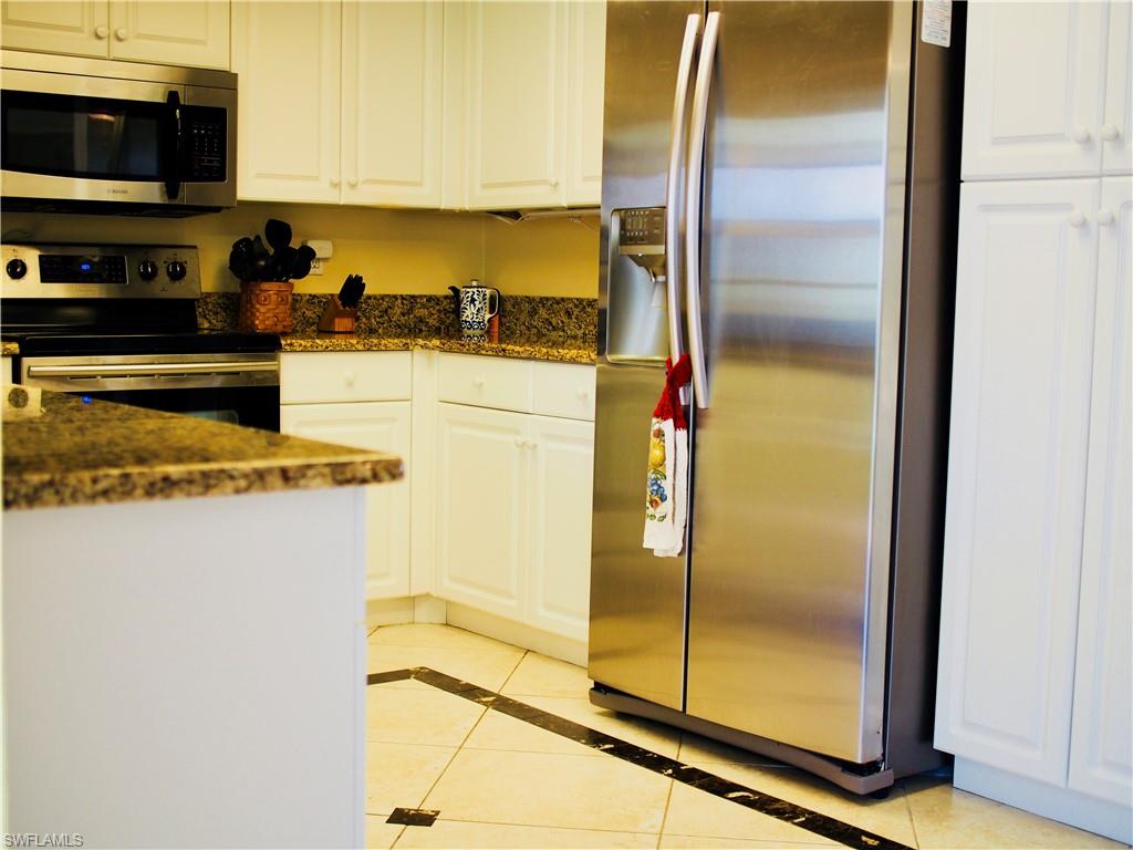 BONITA FARMS - Residential