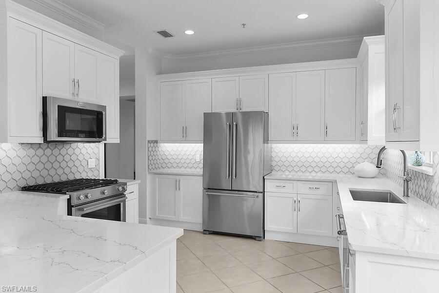 LAGUNA - Residential