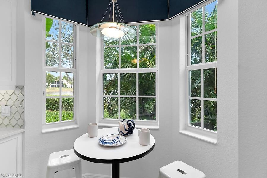 LAGUNA - Residential