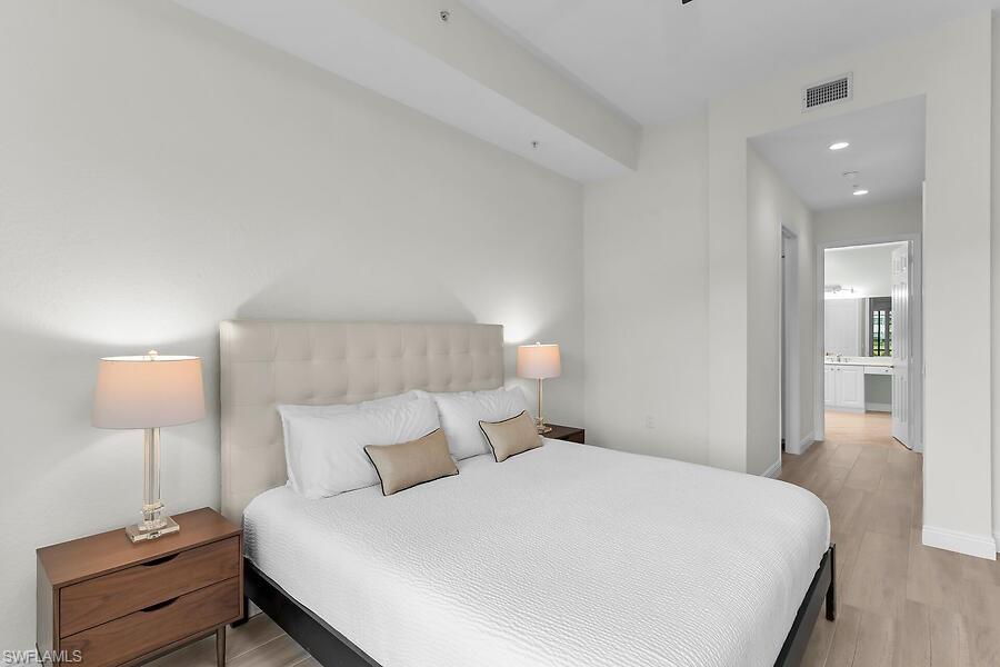 LAGUNA - Residential