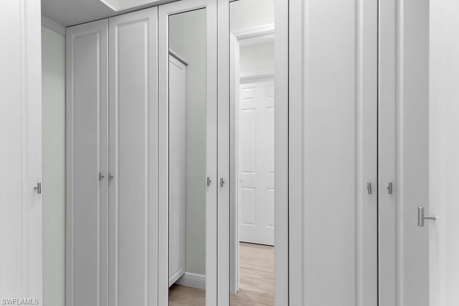 LAGUNA - Residential