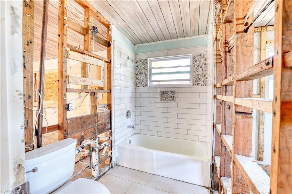 LYNNS HIGHLAND PARK - Residential