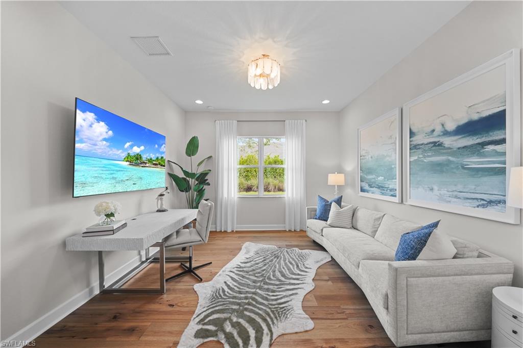 VALENCIA TRAILS - Residential