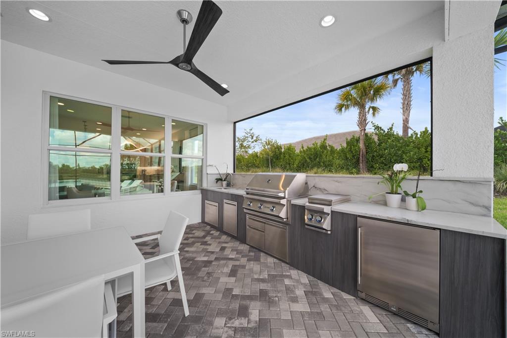 VALENCIA TRAILS - Residential