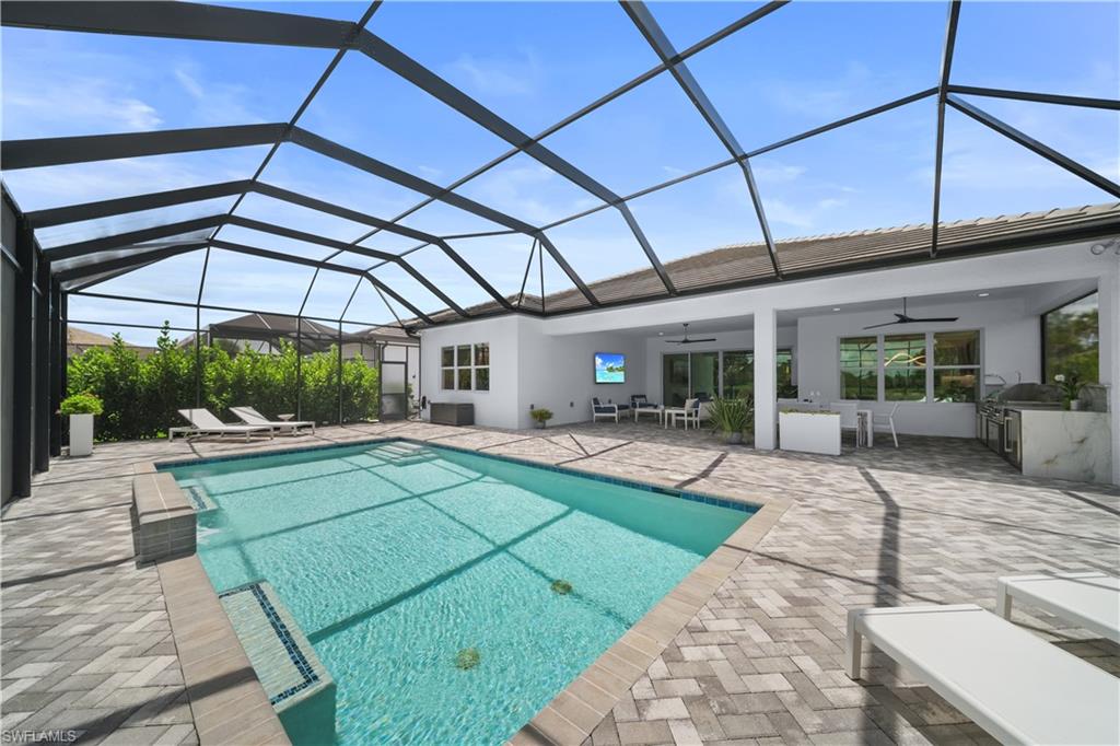 VALENCIA TRAILS - Residential