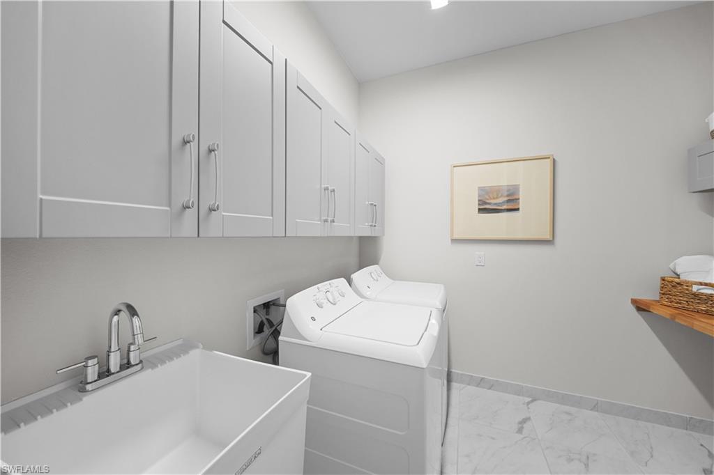 VALENCIA TRAILS - Residential