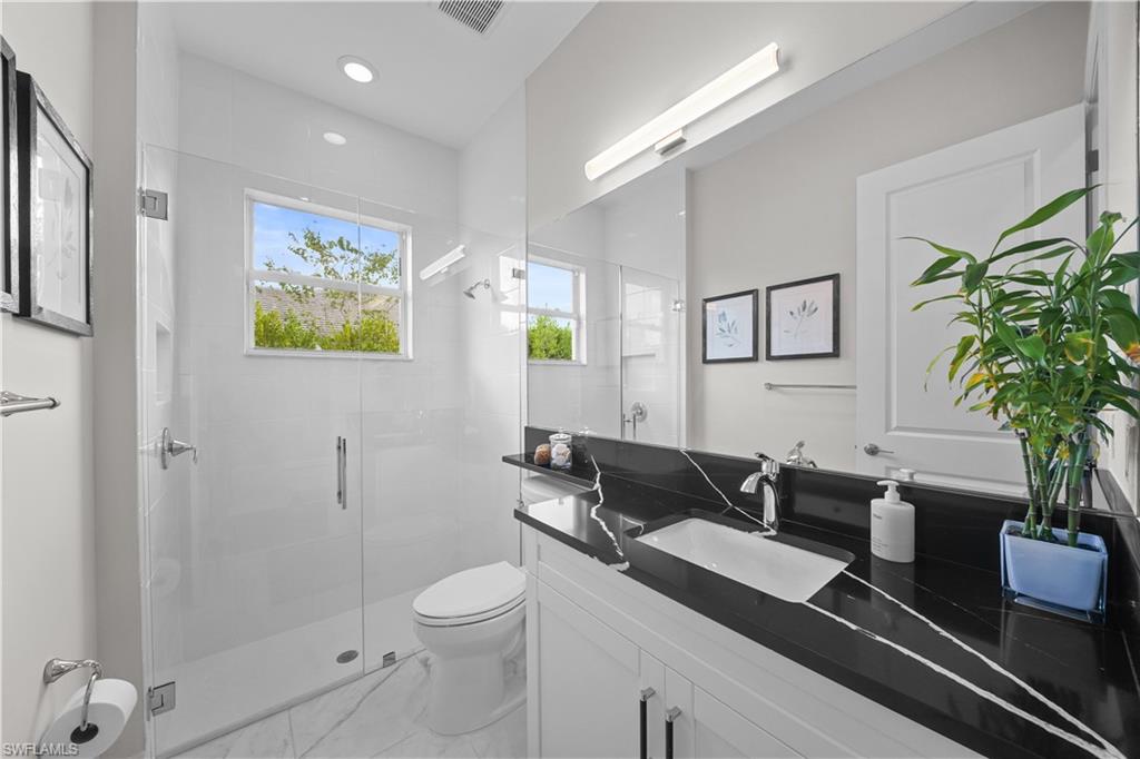 VALENCIA TRAILS - Residential