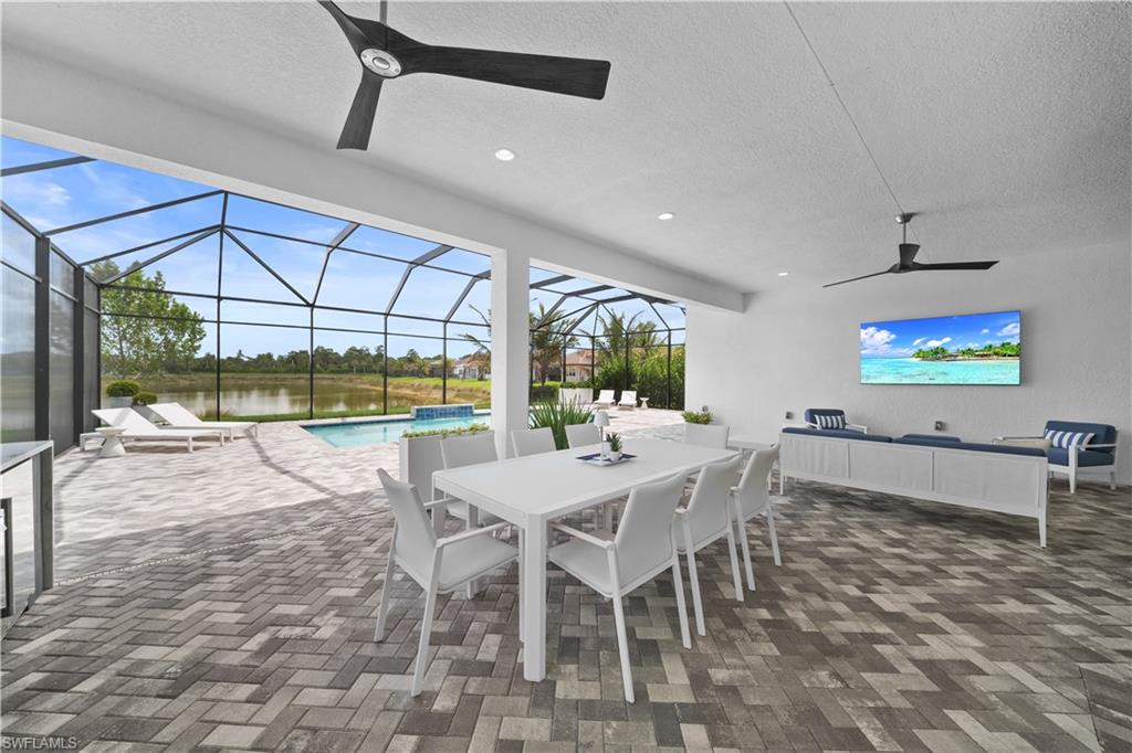 VALENCIA TRAILS - Residential