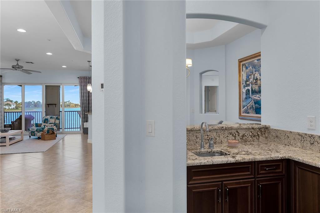 PLAYERS COVE - Residential