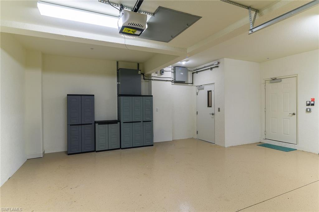 PLAYERS COVE - Residential