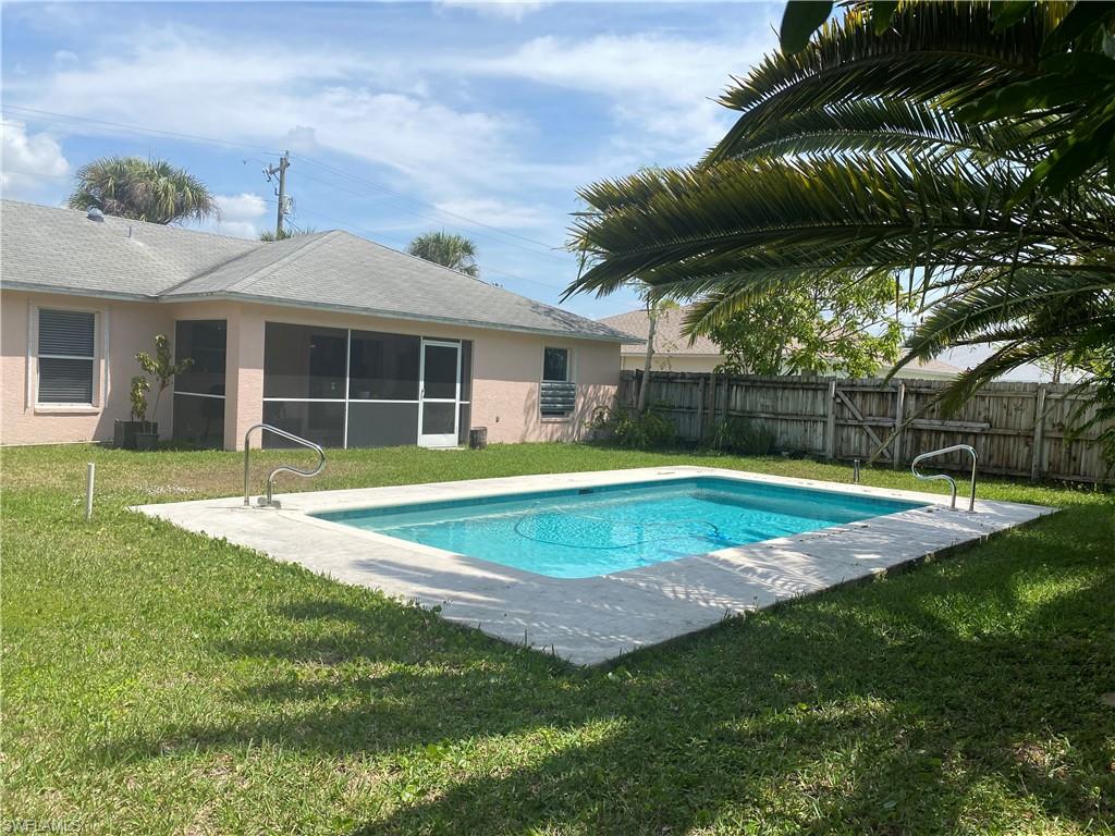 CAPE CORAL - Residential