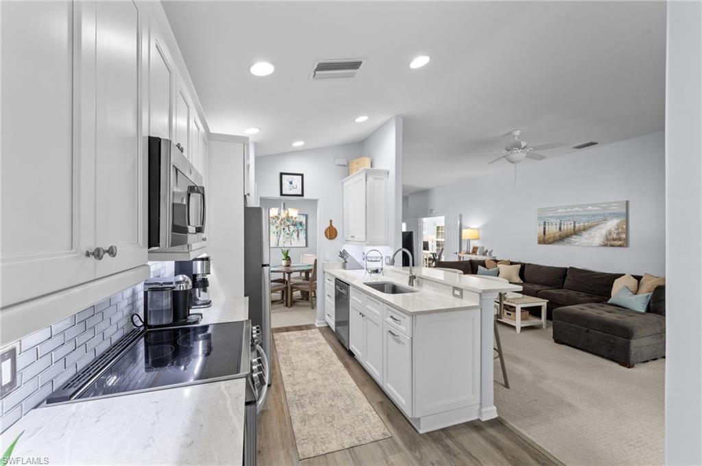 HIDDEN COVE - Residential