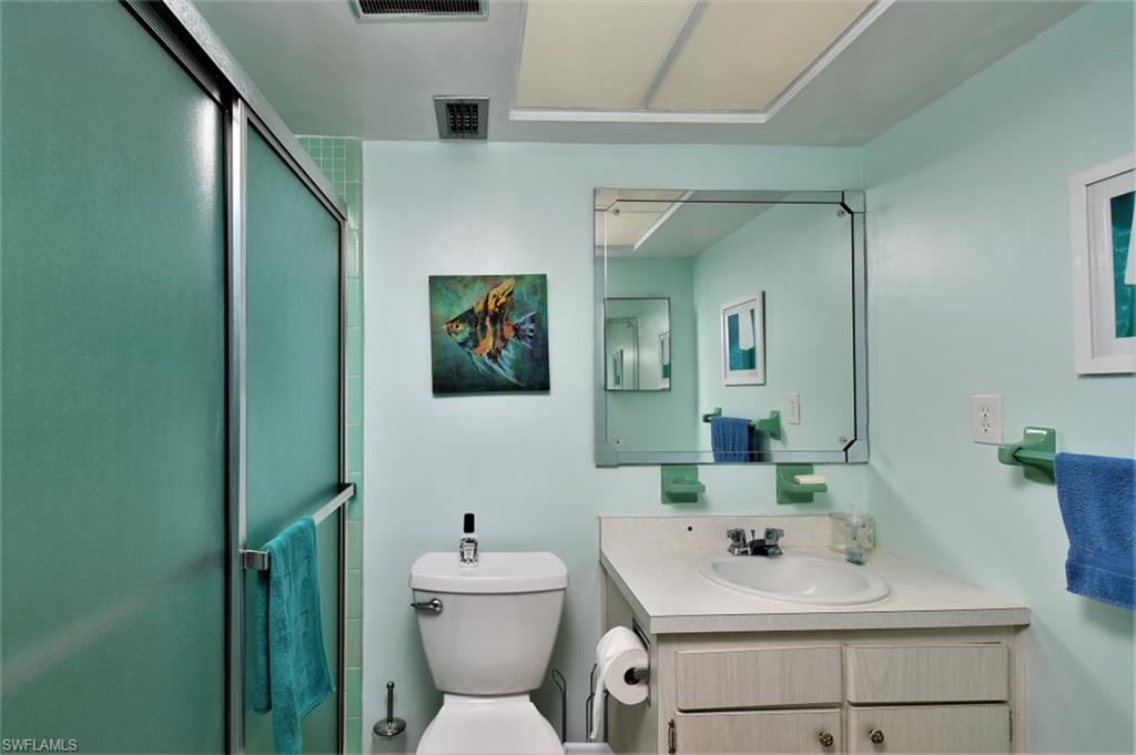 HILLCREST CONDOMINIUM - Residential