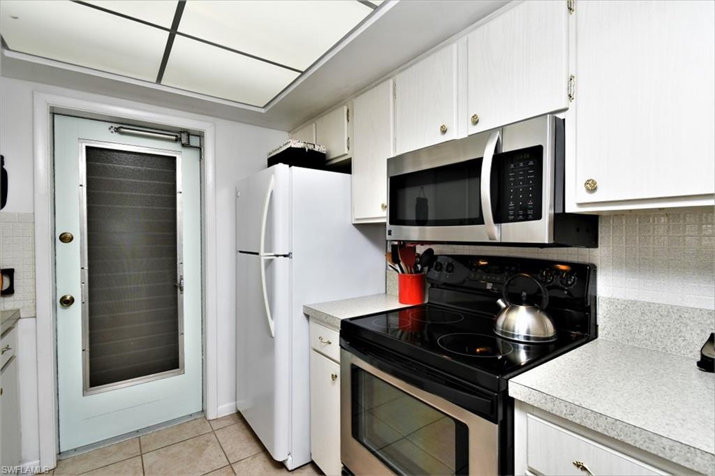 HILLCREST CONDOMINIUM - Residential