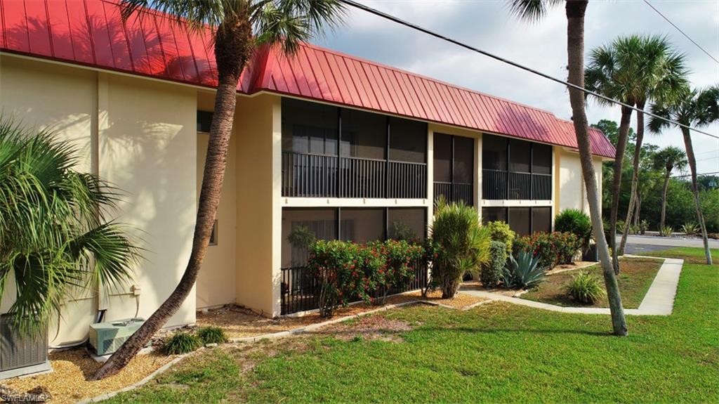 HILLCREST CONDOMINIUM - Residential