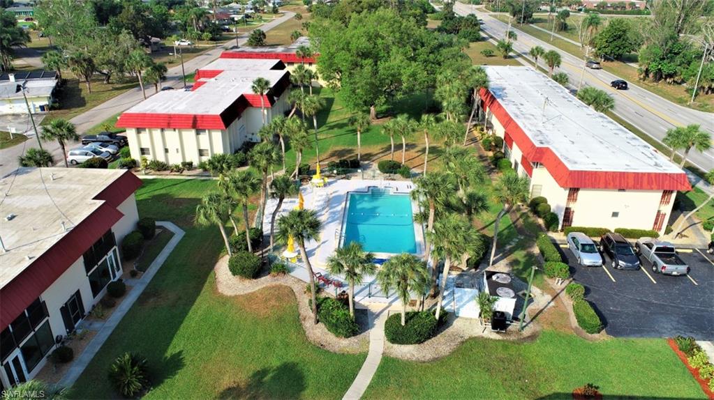 HILLCREST CONDOMINIUM - Residential