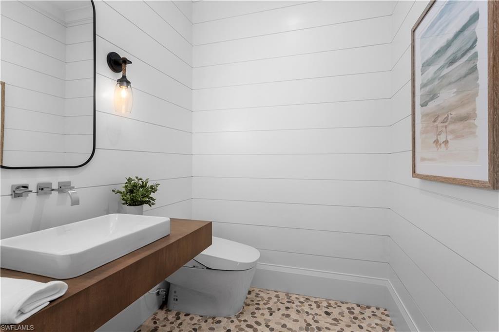 OLDE NAPLES - Residential