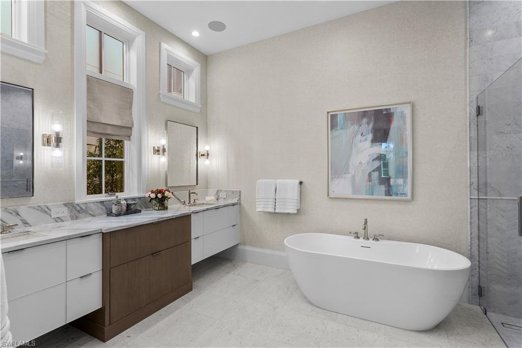 OLDE NAPLES - Residential