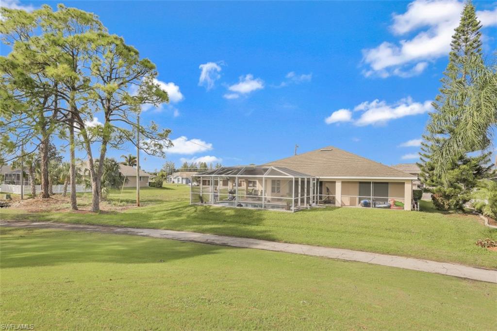 CAPE CORAL - Residential